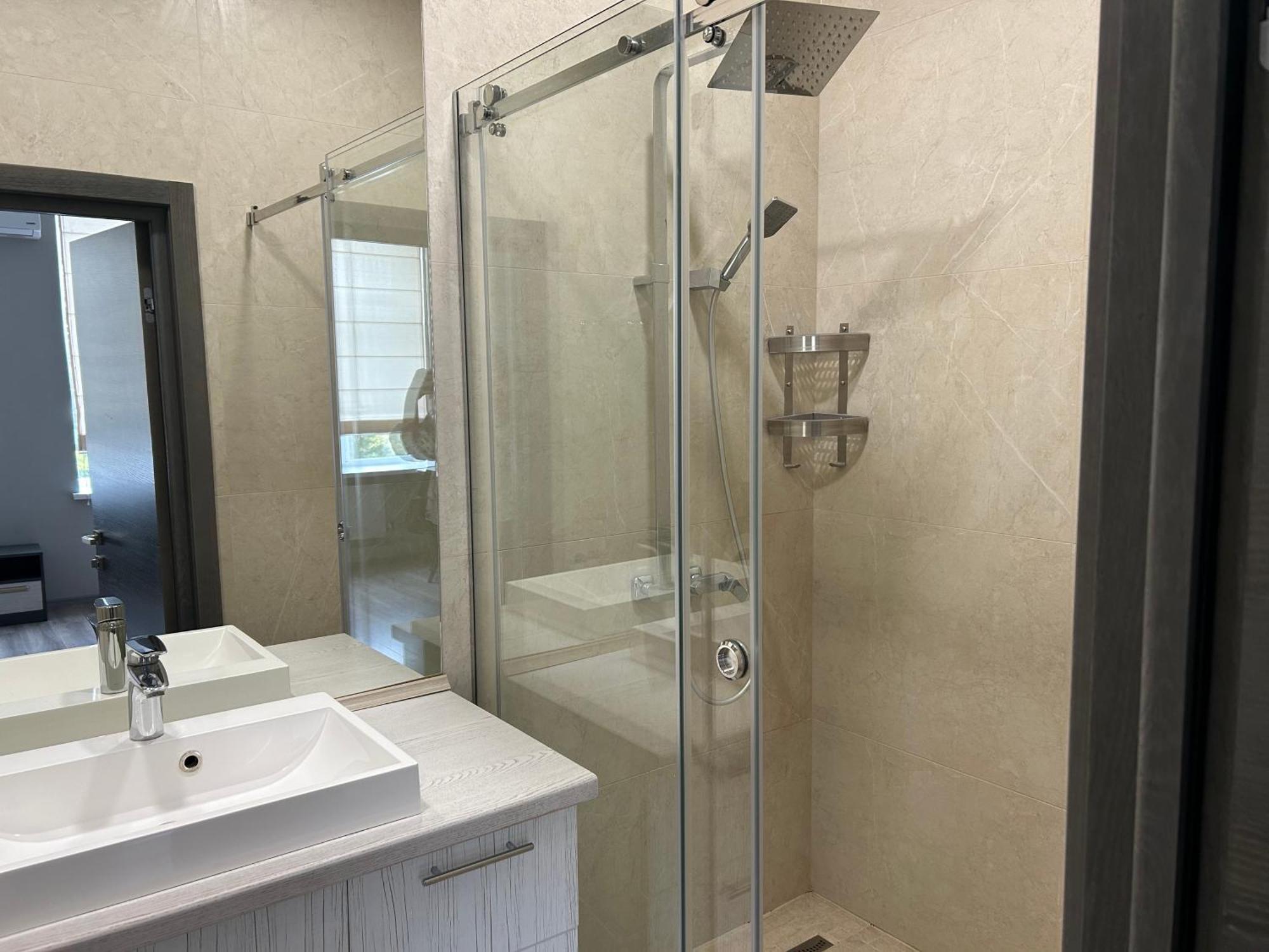 Prestige Apartments カーミヤンシケ エクステリア 写真